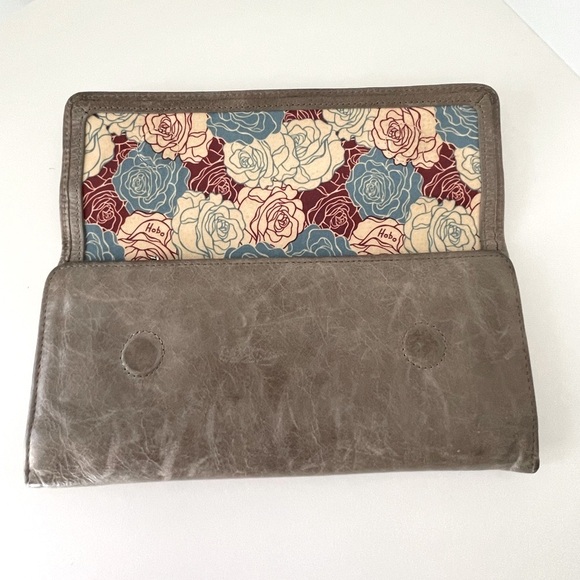 Hobo International Large Wallet | Vintage - Picture 7 of 12